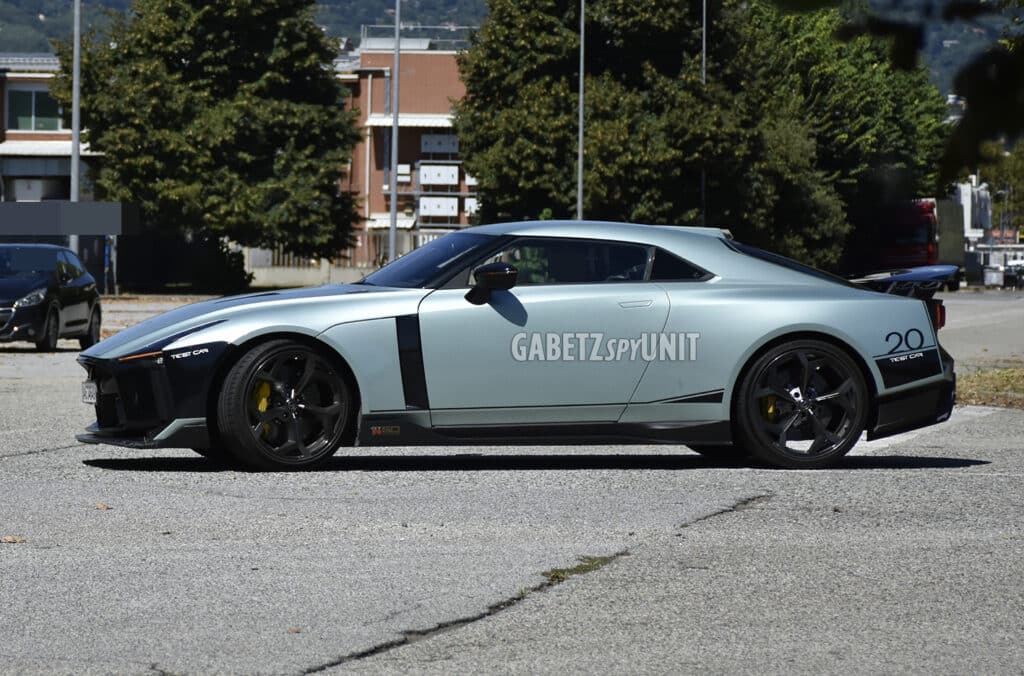 Nissan GT-R50 by Italdesign avvistata in strada a Torino [FOTO SPIA]