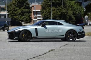Nissan GT-R50 by Italdesign avvistata in strada a Torino [FOTO SPIA]
