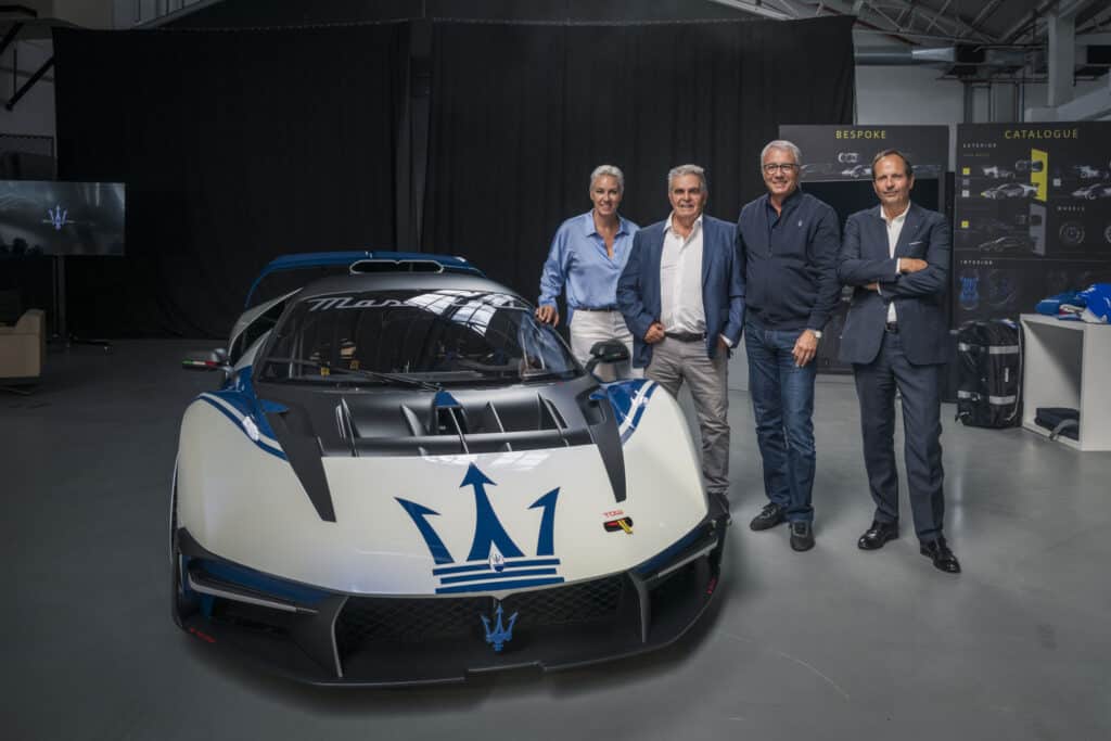 Maserati MCXtrema: consegnato a Modena un esclusivo esemplare [FOTO]