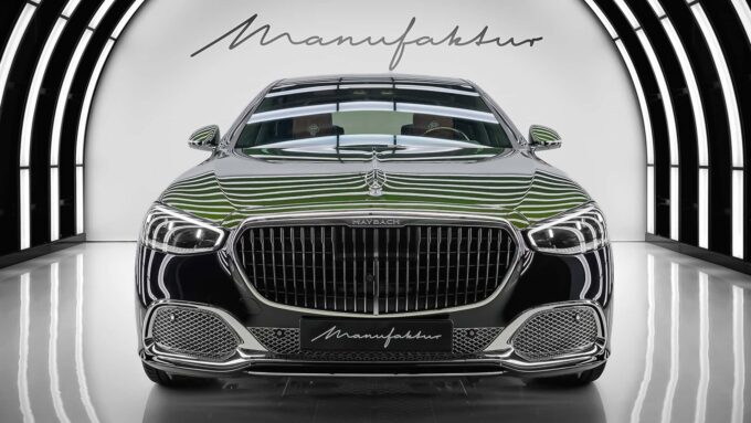 Mercedes-Maybach V12 Edition: l’omaggio alla tradizione del dodici cilindri ha il luccichio dell’oro [FOTO]