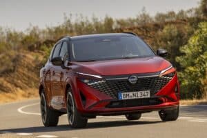 Nissan Qashqai 2025: prezzo, foto, dimensioni, allestimenti