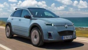 Nuova Citroen 2CV: in futuro la casa francese potrebbe sfidare Renault 5 e Fiat 500 [RENDER]