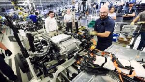 Produzione auto Italia: dati così bassi non si registravano dagli anni ’50