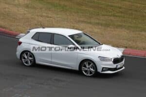 Skoda Fabia RS: test al Nurburgring, aspettando il 2026 [FOTO SPIA]