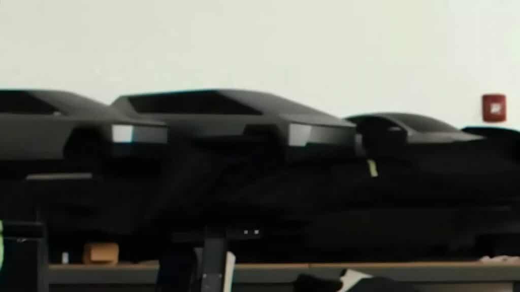 Un Tesla CyberSUV all’orizzonte? Un video anticipa un misterioso modello