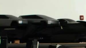 Un Tesla CyberSUV all’orizzonte? Un video anticipa un misterioso modello