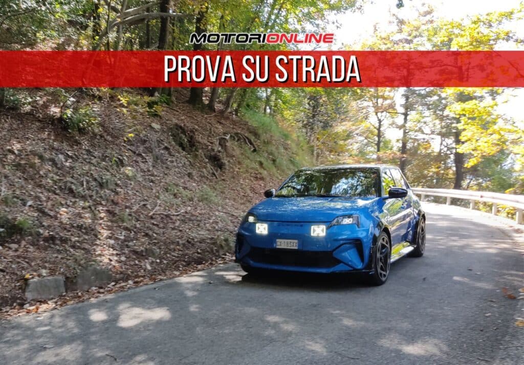 Alpine A290: la piccola sportiva sulle strade del Rally dei Laghi [FOTO]