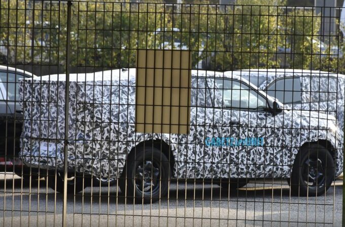 FIAT Grande Panda Fastback: FOTO SPIA del nuovo SUV-Coupé atteso per il 2026