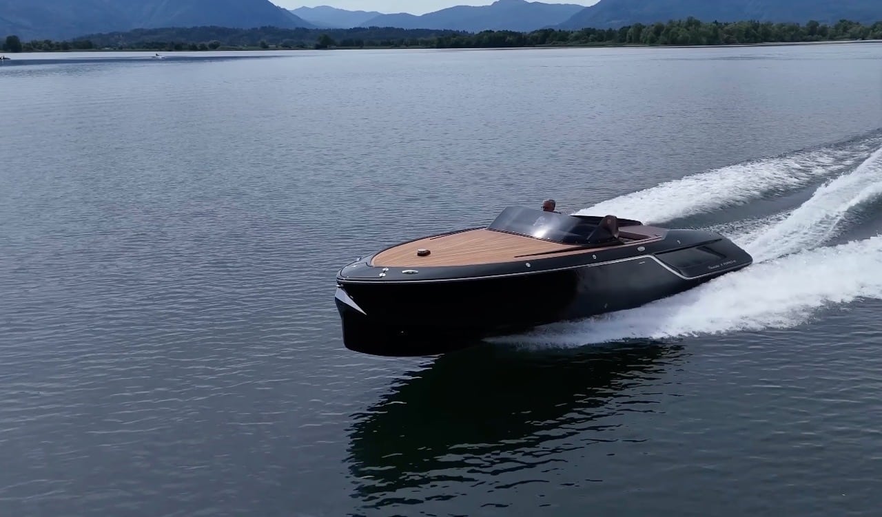 Frauscher X Porsche 850 Fantom: la prova della barca elettrica [VIDEO]