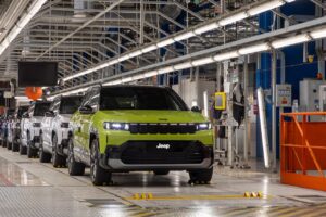 Jeep Compass 2025: via alla produzione nello stabilimento di Melfi