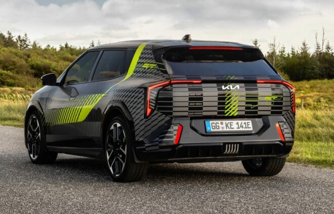 Kia EV4 GT - prototipo