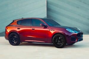 Maserati Grecale Tributo Il Bruciato: edizione speciale ispirata al celebre vino toscano [FOTO]