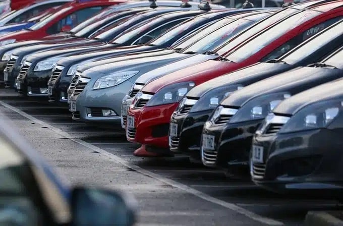 Il mondo auto lancia l’allarme: “Stato di emergenza, serve un’azione corale”