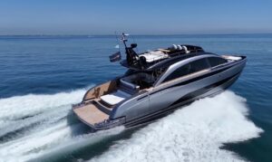 Pershing GTX70: la prova del Performance Yacht da Cannes [VIDEO]