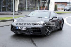 Porsche Cayman 2026: l’elettrica è vicina al lancio [FOTO SPIA]