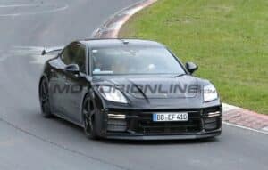 Porsche Panamera Turbo GT 2027: il prototipo avvistato al Nurburgring [FOTO SPIA]