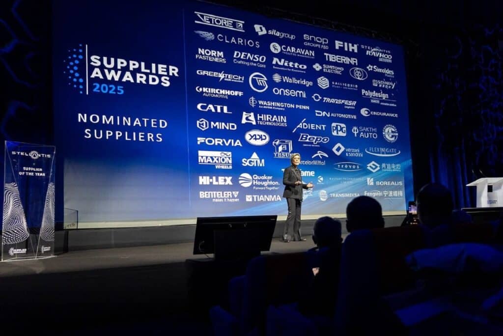 Stellantis premia a Parigi i migliori fornitori del 2025