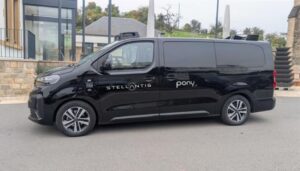 Stellantis: accordo con Pony.ai per lo sviluppo dei robotaxi in Europa