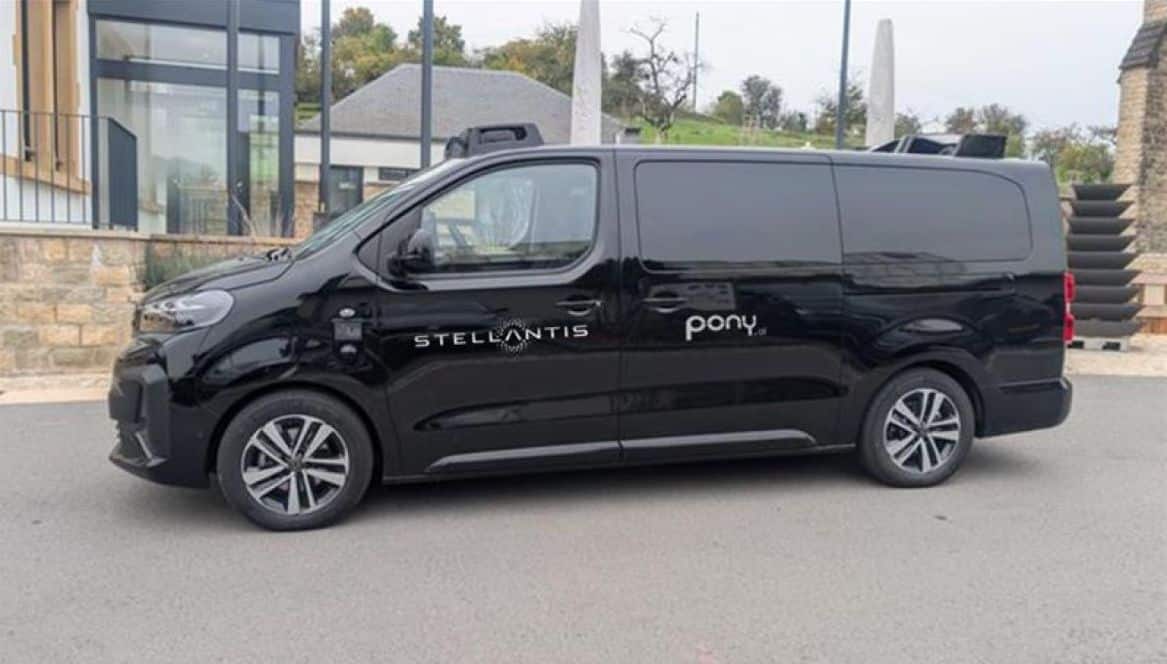 Stellantis: accordo con Pony.ai per lo sviluppo dei robotaxi in Europa