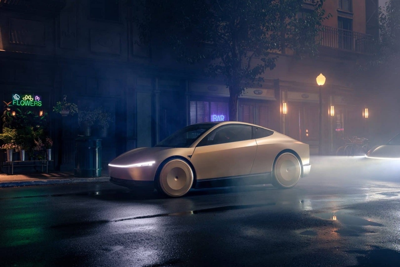 Tesla Cybercab: Elon Musk promette il suo debutto entro 8 mesi senza sterzo e pedali