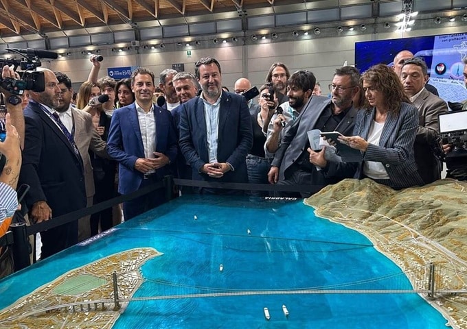 Ponte sullo Stretto di Messina, Salvini annuncia: “Cantieri al via a novembre 2025”