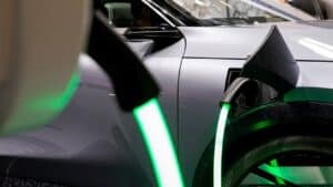 ACEA all’UE: “Plug-in e Fuel Cell anche dopo il 2035”