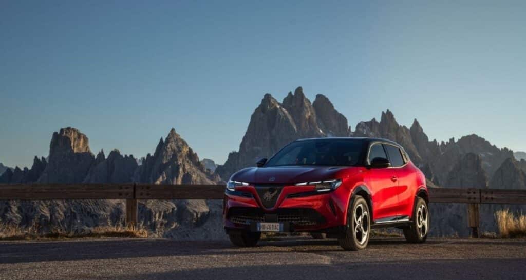 Alfa Romeo cresce a ottobre in Italia: +23% di immatricolazioni grazie ad una gamma sempre più completa