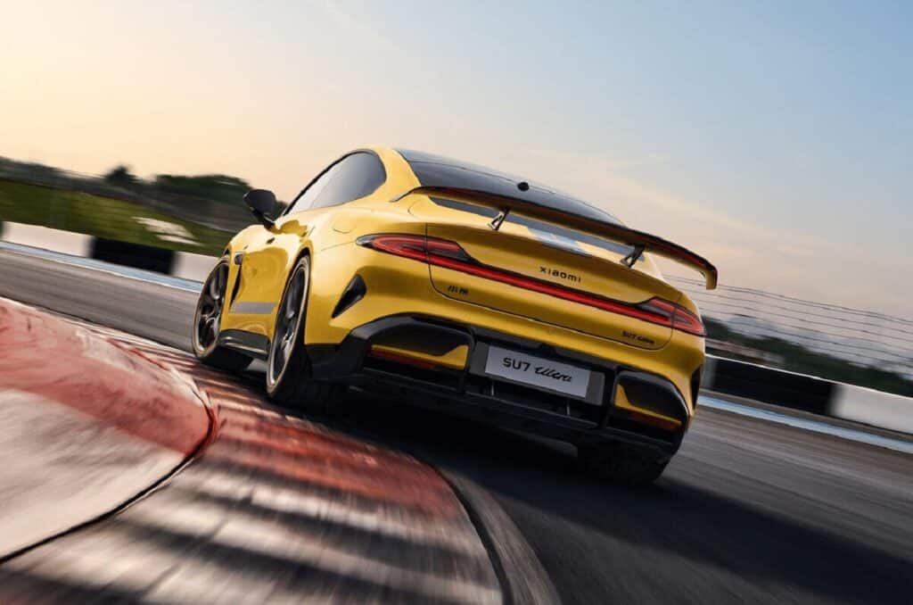 Auto elettriche troppo veloci: la Cina vuole limitarne l’accelerazione