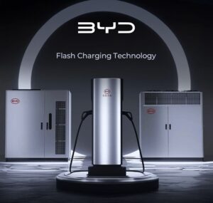 BYD Flash Charging Technology: ricarica ultra-rapida da 1 MW per 400 km in 5 minuti
