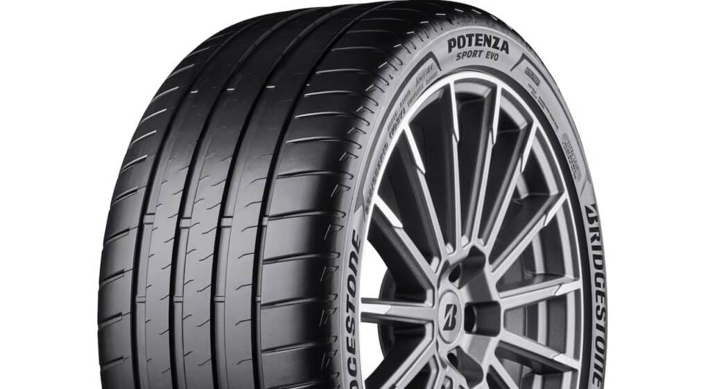 Bridgestone: arriva il Potenza Sport EVO con tecnologia Enliten