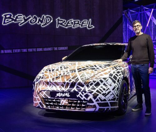 Cupra Raval, Vianello: “Compatta e audace, è una vettura che cattura l’energia delle strade di El Raval” [FOTO]