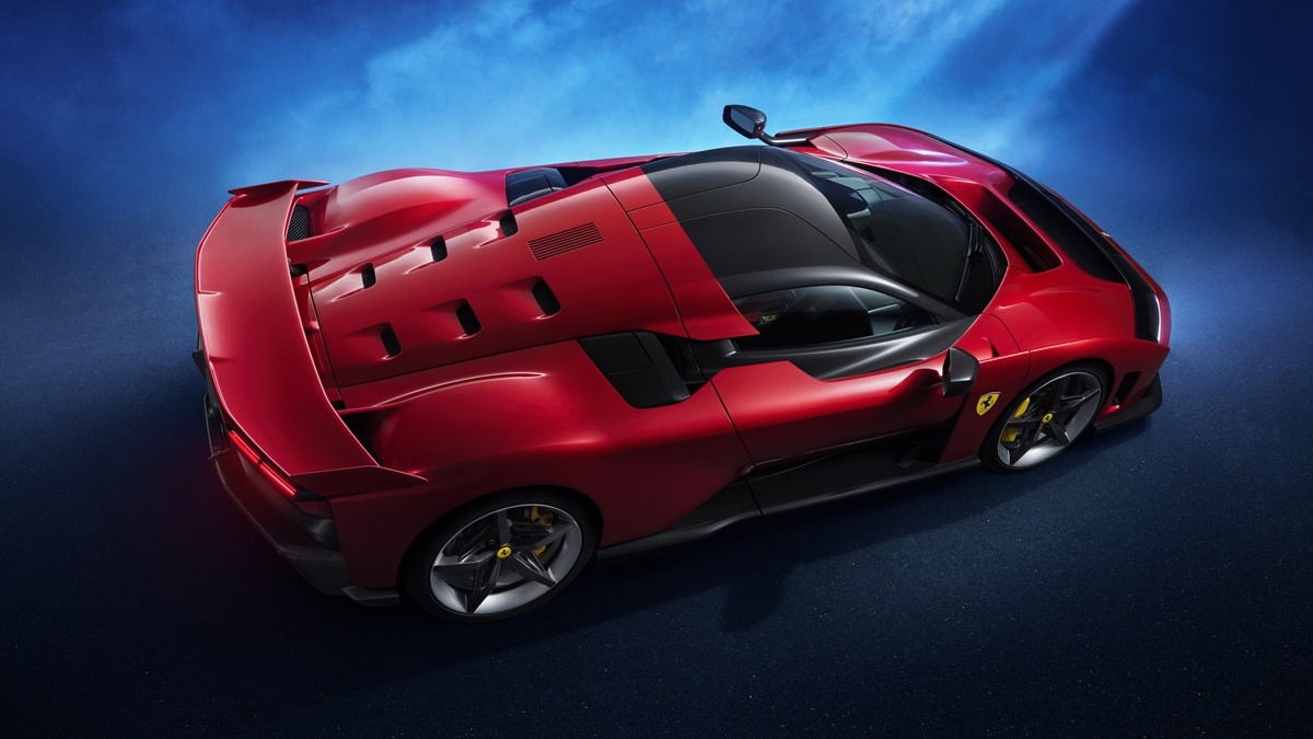 Ferrari, doppio trionfo ai Top Gear Awards 2026: F80 è “Hypercar dell’anno” e 296 Speciale “Supercar dell’anno”