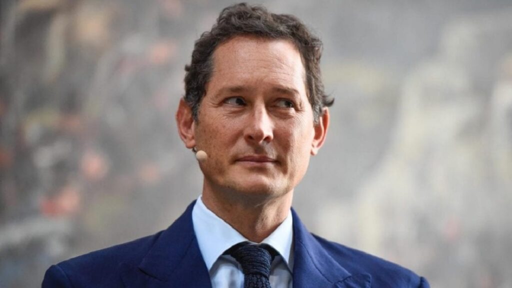 John Elkann: “Il mercato non è pronto per le auto elettriche, lasciamo scegliere i clienti”