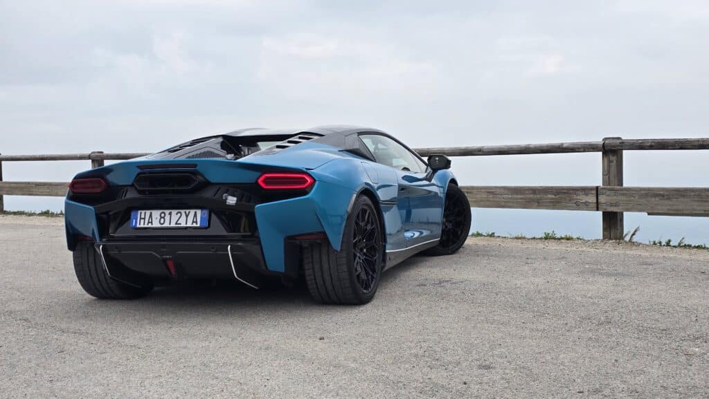 Lamborghini Temerario 2025: la prova dell’ibrida che non teme né pista né città