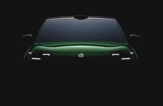 Leapmotor A10: prime immagini del nuovo baby-crossover in arrivo nel 2026 [TEASER]