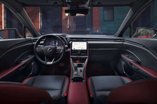 Lexus LBX Vibrant Edition