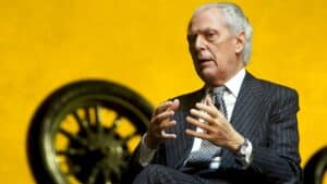 “Auto elettriche? Un suicidio quasi perfetto”: l’affondo di Tronchetti Provera sulla crisi dell’automotive italiano