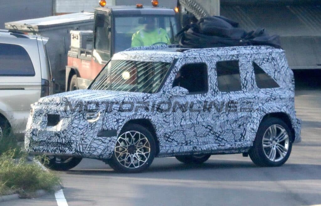 Mercedes Baby Classe G: le prime immagini in strada del nuovo mini SUV [FOTO SPIA]