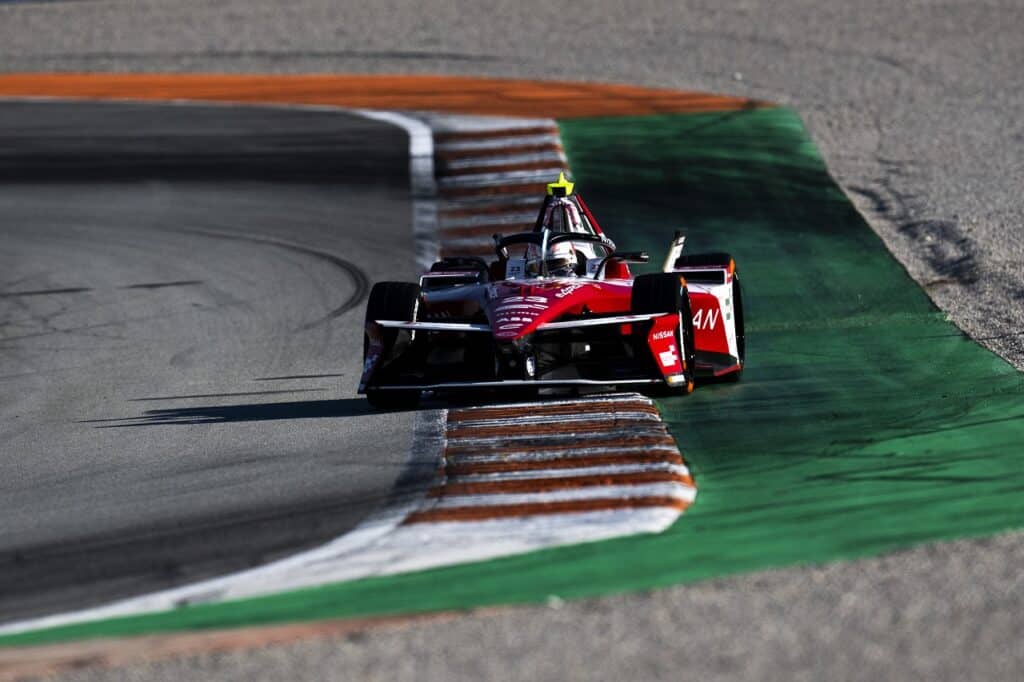 Nissan Formula E Team: Sam Bird confermato come pilota di riserva