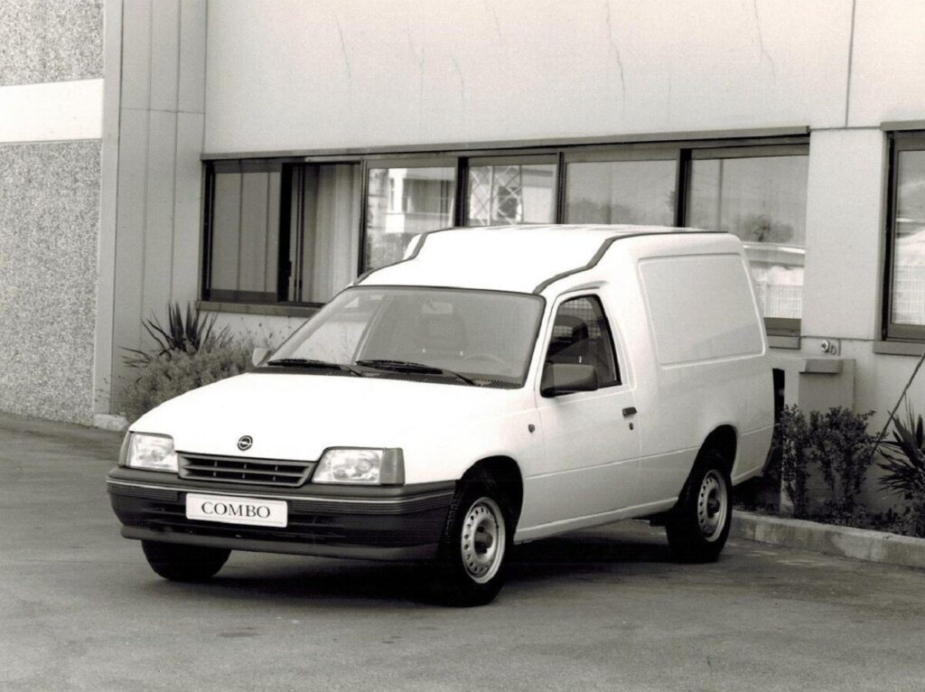 Opel Combo festeggia i suoi primi 40 anni
