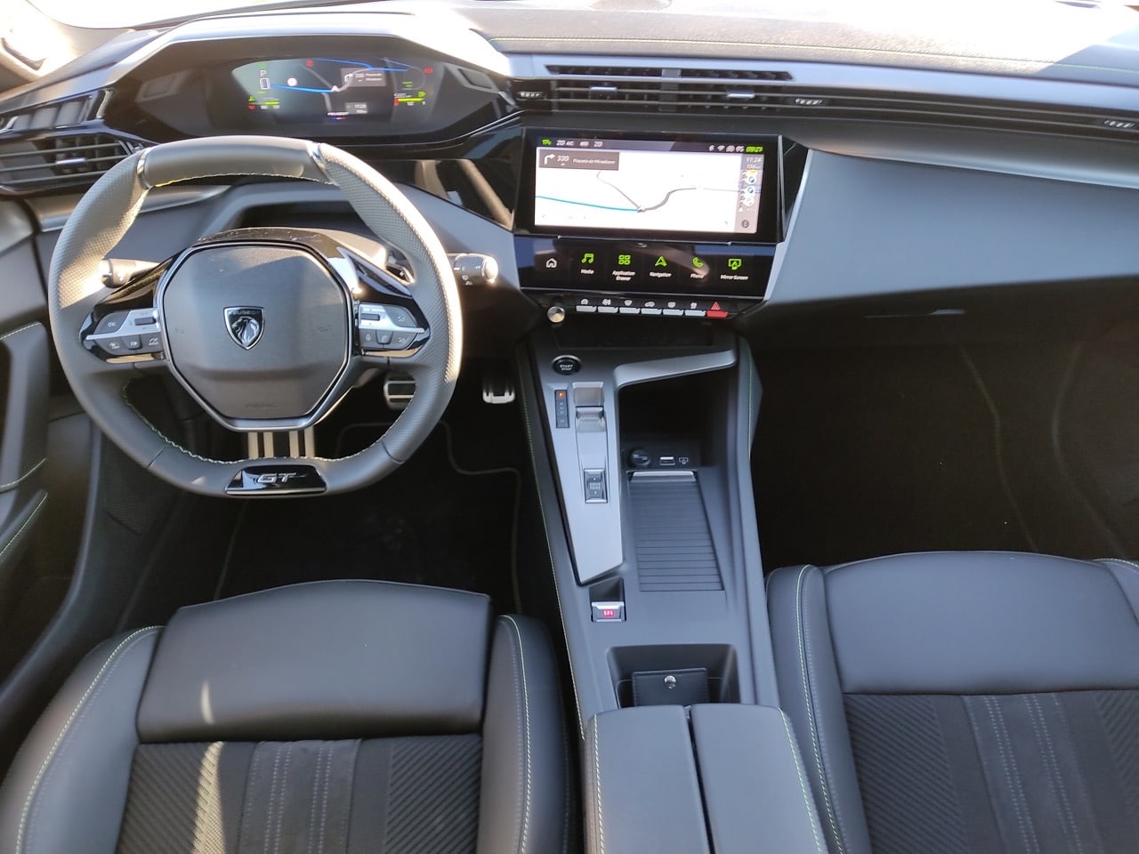 Peugeot 308 2026: con la rinnovata wagon a Lisbona