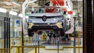 Renault: dal 2028 le sue auto elettriche saranno molto più economiche
