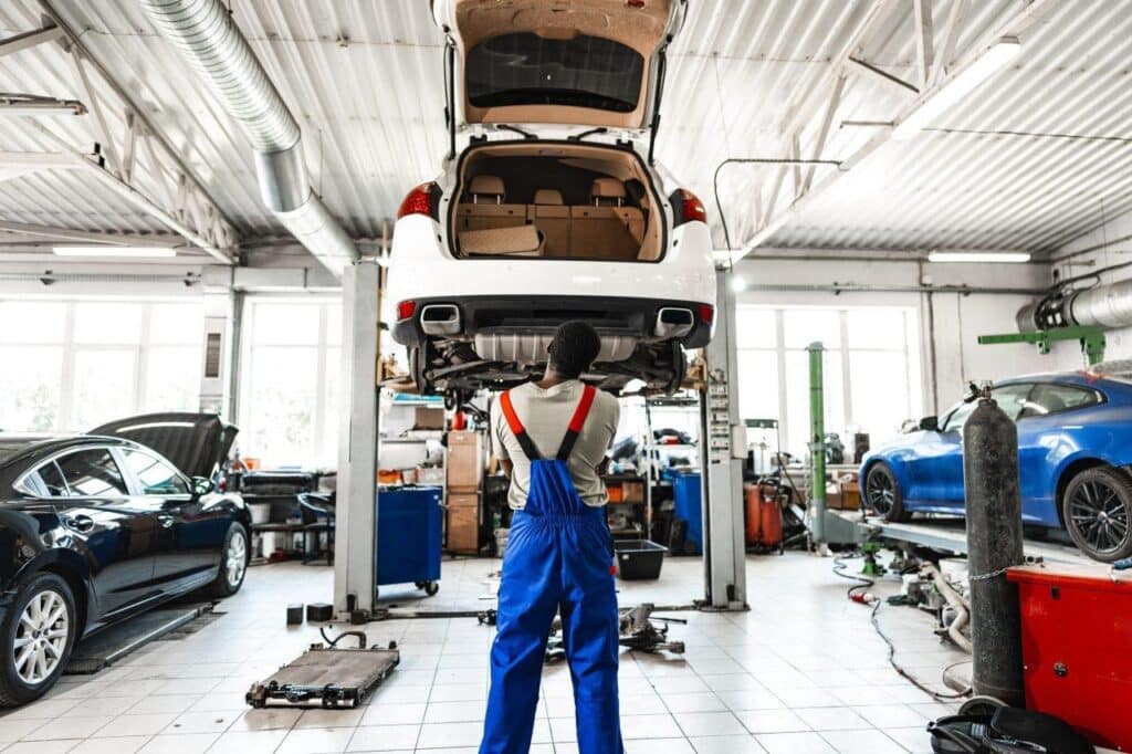 AsConAuto: ricambi originali e sicurezza stradale per le feste natalizie