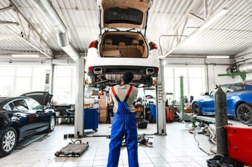 AsConAuto: ricambi originali e sicurezza stradale per le feste natalizie