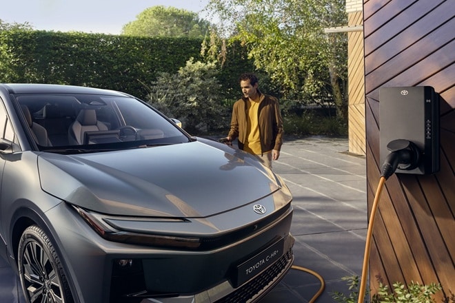 Toyota - Ricarica elettrica