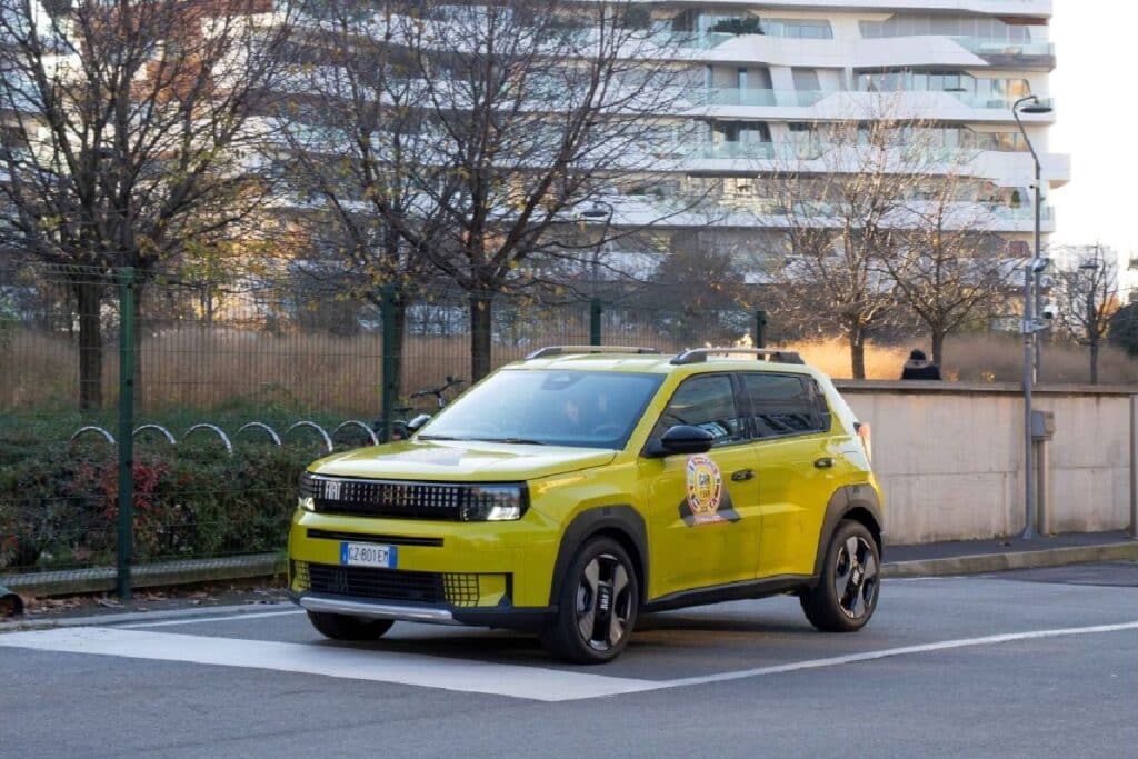 Fiat Grande Panda finalista al “Car of the Year 2026”: in esposizione a Milano CityLife, test drive gratuiti