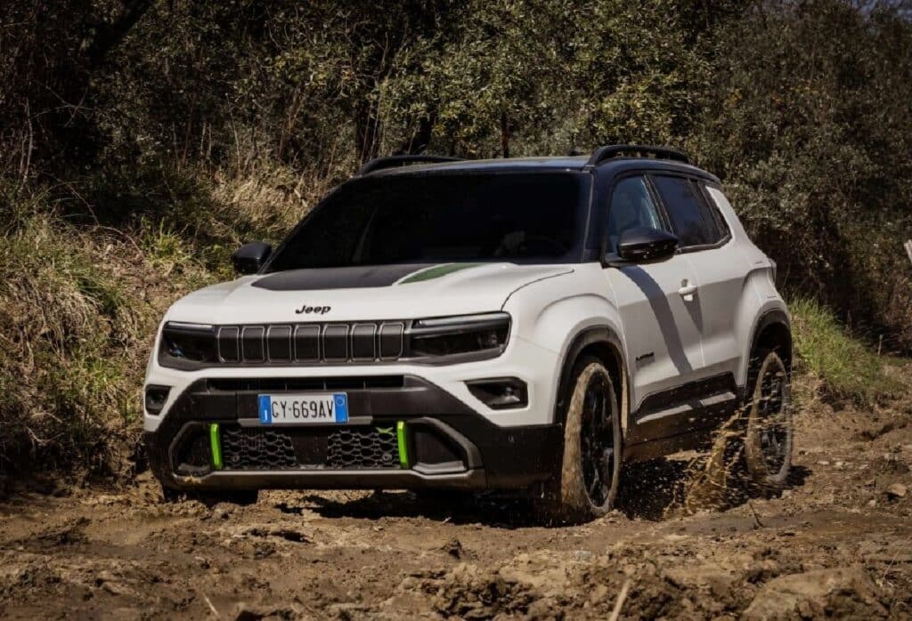 Jeep Avenger si conferma il SUV più venduto in Italia nei primi 11 mesi del 2025