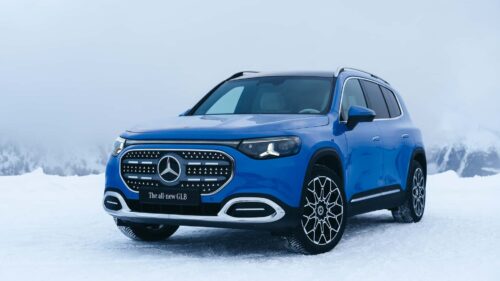 Mercedes GLB 2026: il SUV della Stella è tutto nuovo e debutta in versione elettrica [FOTO]