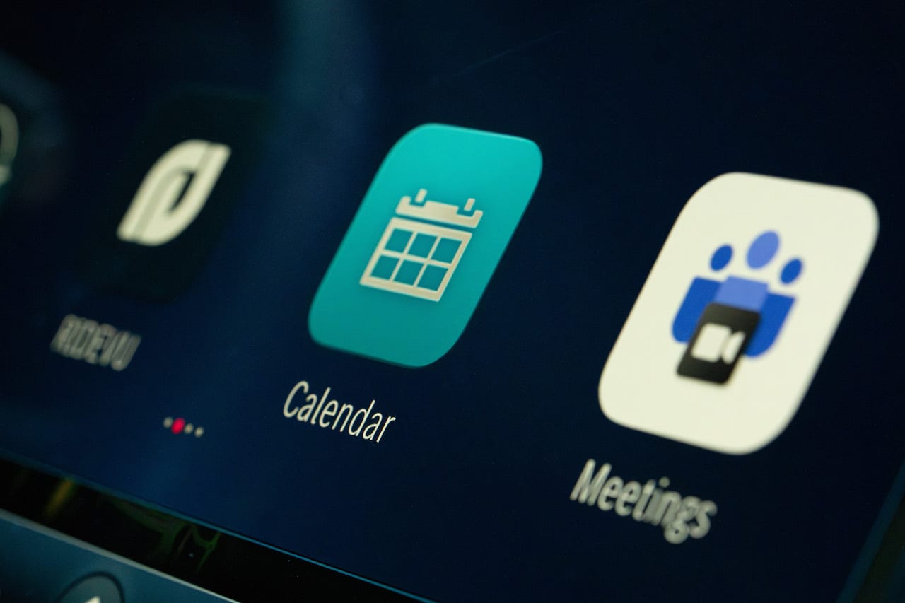 Mercedes: si aggiorna il sistema MBUX, arriva l’audio Dolby Atmos