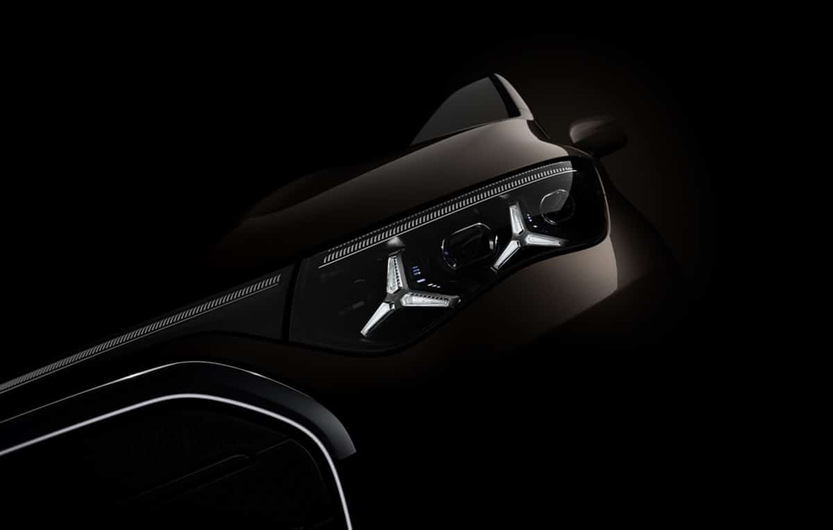 Mercedes VLE: il nuovo VAN elettrico debutta il 10 marzo 2026 [TEASER]
